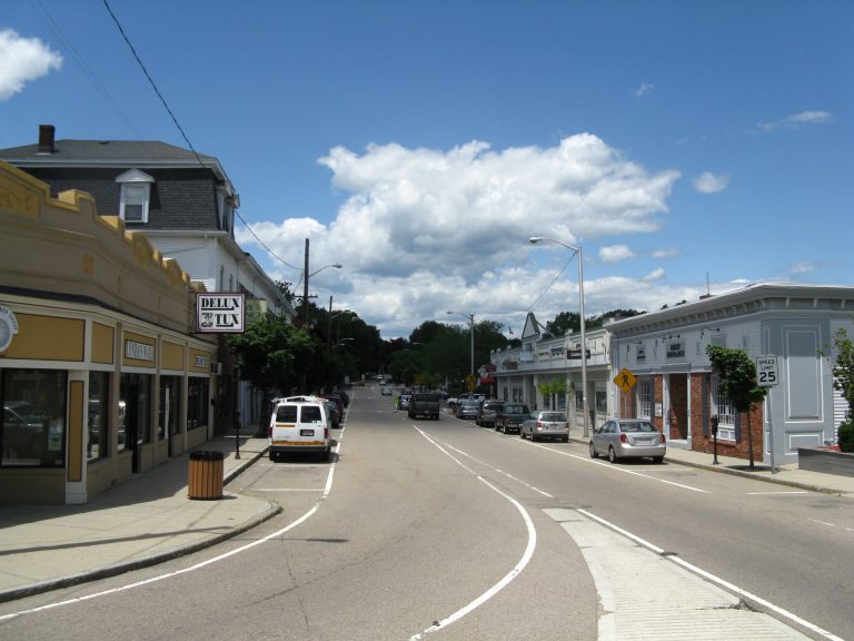 Lawn Mowing Franklin, MA